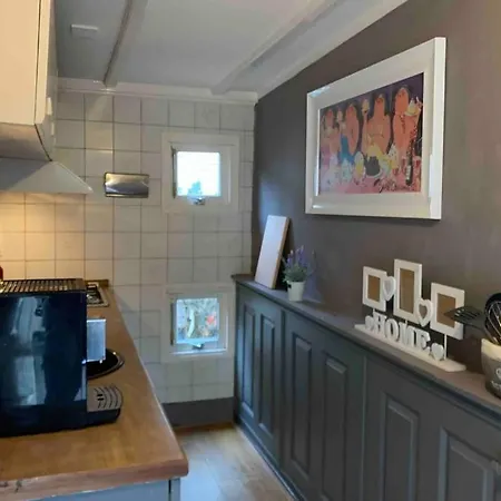 Bungalow With Private Jacuzzi פורטהאוזן